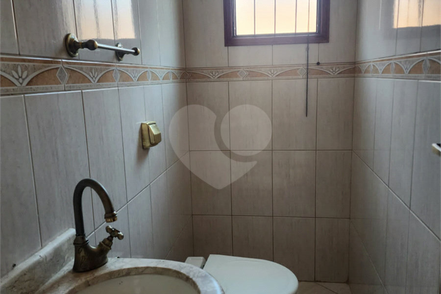 Sobrado à venda com 4 quartos, sendo 3 suítes, em Jaçanã, São Paulo, SP