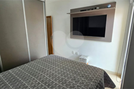 Triplex à venda com 2 quartos, sendo 1 suíte, em Vila Metalúrgica, Santo André, SP