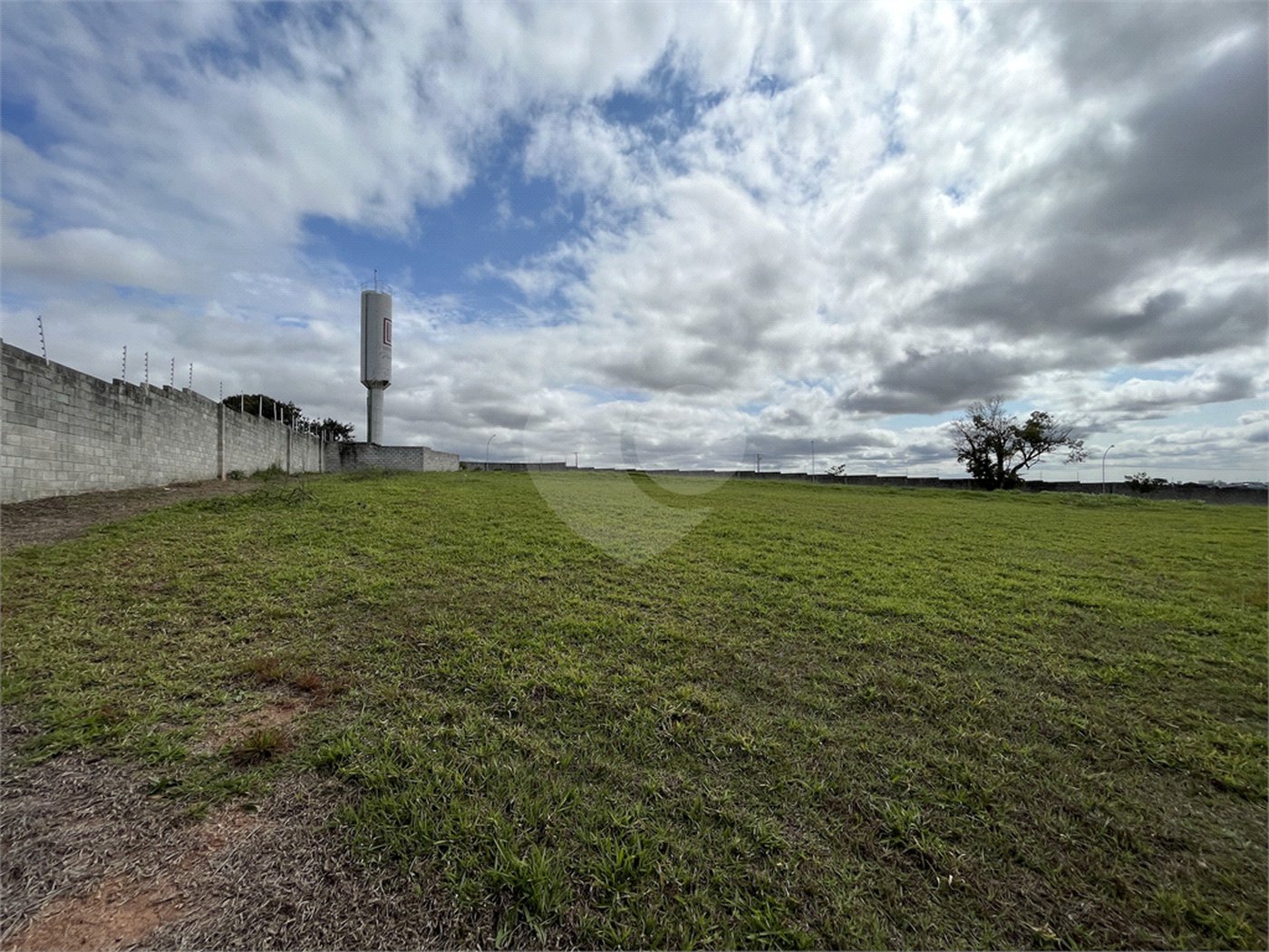 Terreno à venda no condomínio Up Residencial, Votorantim - SP