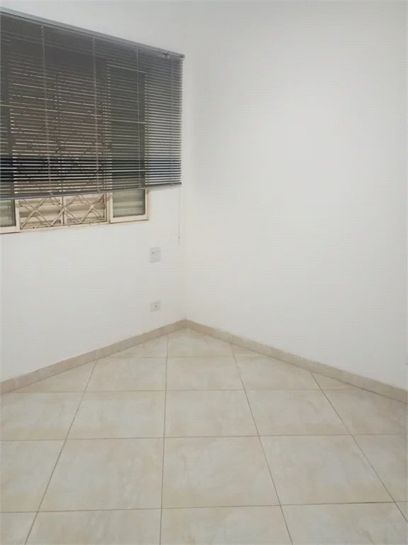 Casa à venda com 4 quartos, sendo 1 suíte, em Vila Cordeiro, São Paulo, SP