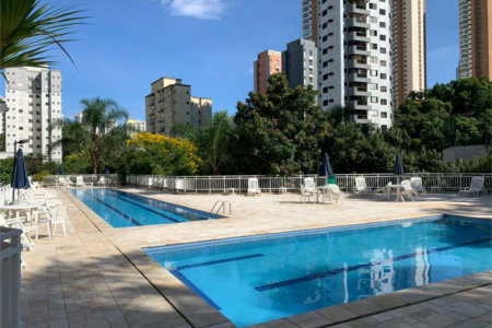 Apartamento à venda com 2 quartos, sendo 1 suíte, em Vila Andrade, São Paulo, SP