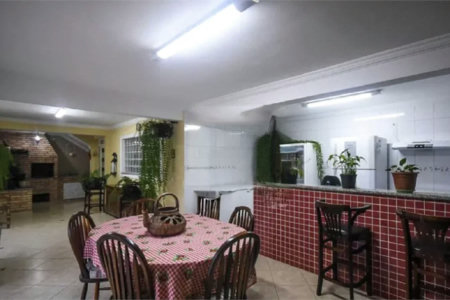 Casa à venda com 5 suítes em Jardim Londrina, São Paulo, SP