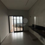 Casa à venda com 3 quartos, sendo 1 suíte, no condomínio Horto Florestal Villagio, Sorocaba - SP