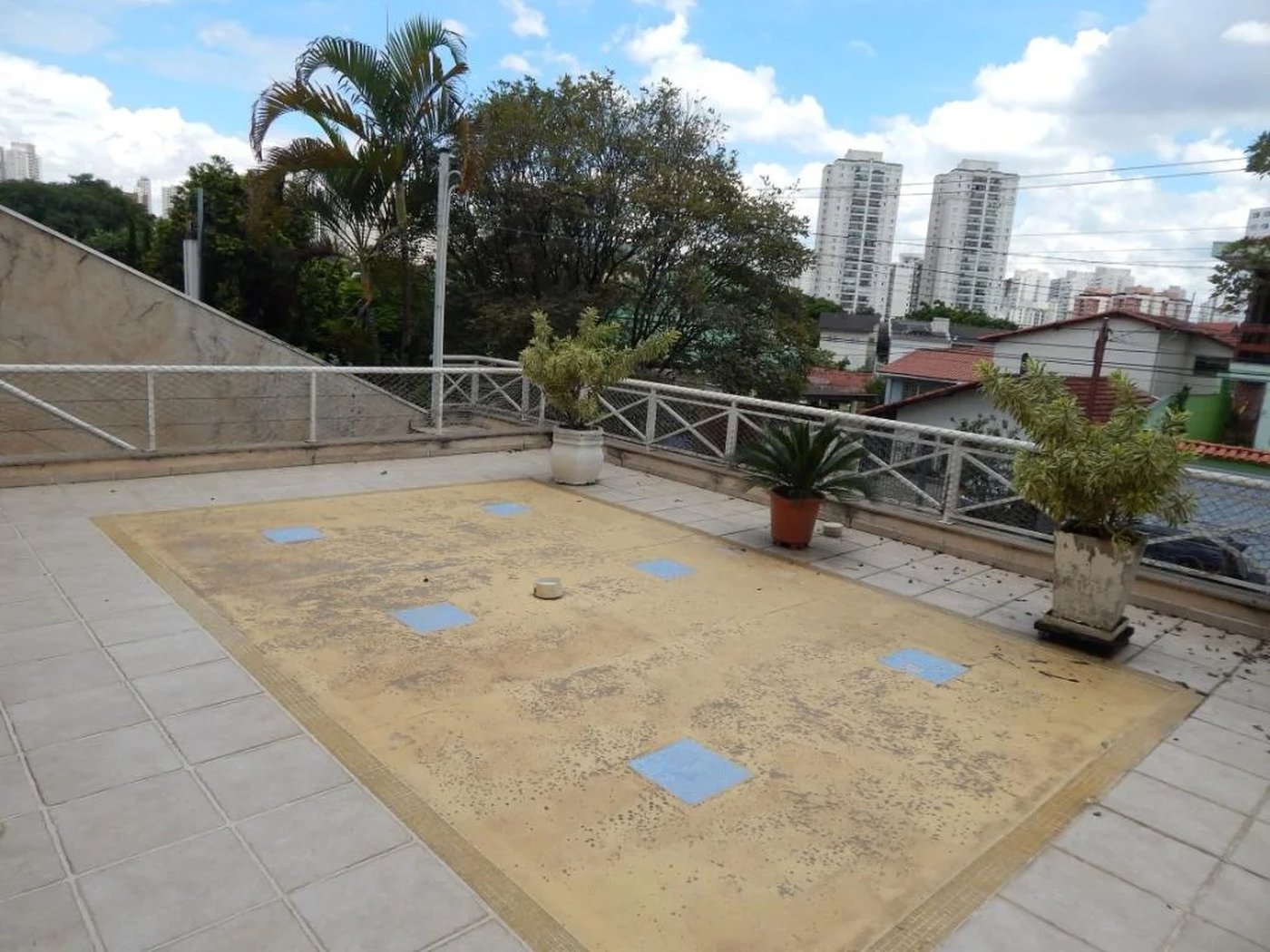 Sobrado à venda com 5 suítes em Jardim Londrina, São Paulo, SP