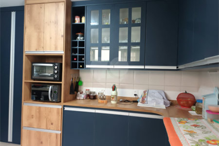 Casa à venda com 3 quartos, sendo 1 suíte, em Parque Peruche, São Paulo, SP