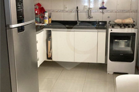 Casa à venda com 3 quartos em Jardim Santa Mena, Guarulhos, SP