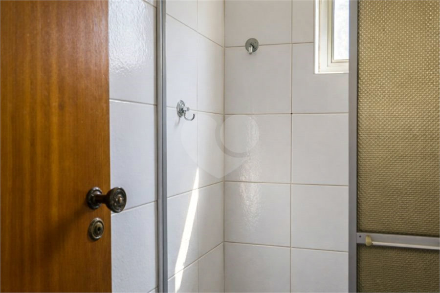 Sobrado à venda com 3 quartos, sendo 1 suíte,  em Vila Guarani, São Paulo, SP