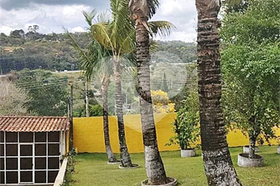 Casa à venda com 4 quartos, sendo 3 suítes, em Luiz Fagundes, Mairiporã, SP