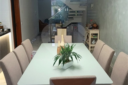 Casa à venda com 4 quartos, sendo 3 suítes,  no condomínio Residencial Real Park Tietê, Mogi das Cruzes - SP