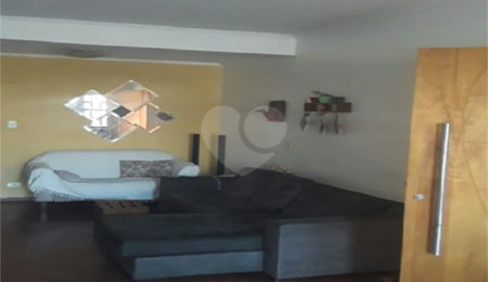 Sobrado à venda com 3 quartos, sendo 1 suíte, em Vila Guilherme, São Paulo, SP