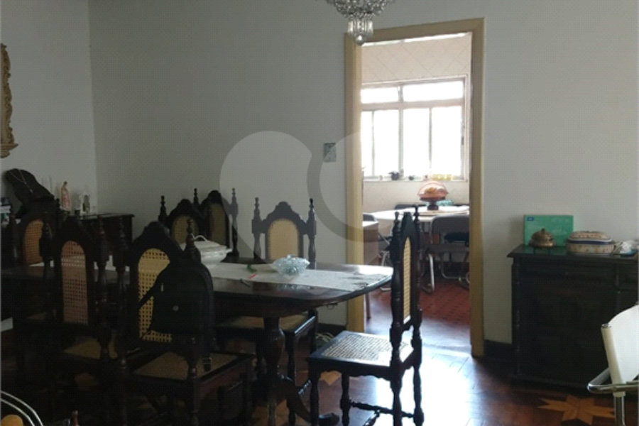 Sobrado à venda com 4 quartos em Sumaré, São Paulo, SP