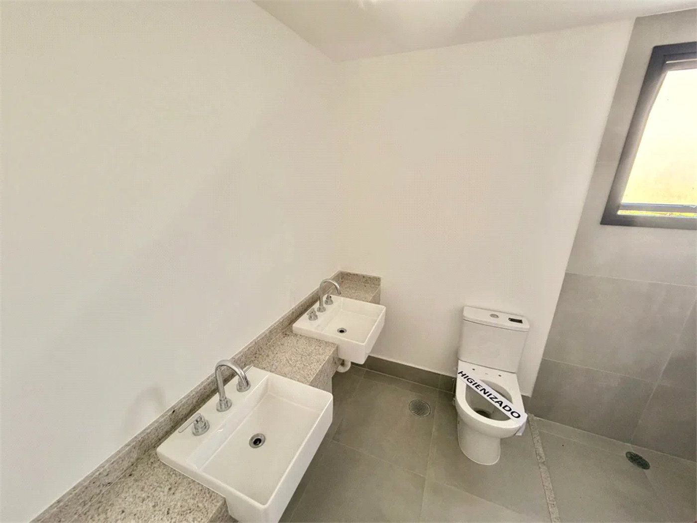 Apartamento à venda com 4 quartos, sendo 3 suítes, em Água Branca, São Paulo, SP