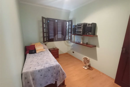 Sobrado à venda com 4 quartos, sendo 2 suítes, em Água Fria, São Paulo, SP