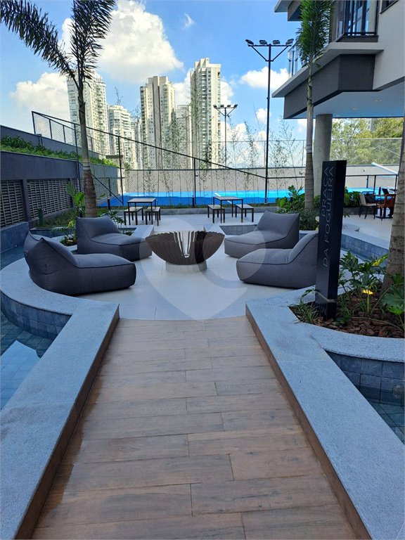 Apartamento à venda com 3 suítes, em Alphagran Alphaville, Barueri, SP