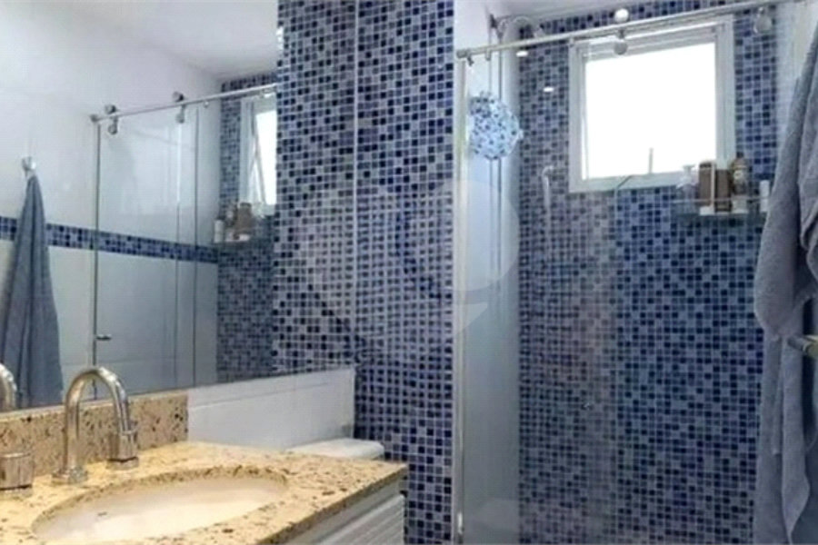 Apartamento à venda com 3 quartos, sendo 1 suíte, em Saúde, São Paulo, SP