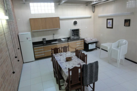 Sobrado à venda com 3 quartos, sendo 1 suíte, em Jardim São Paulo(zona Norte), São Paulo, SP