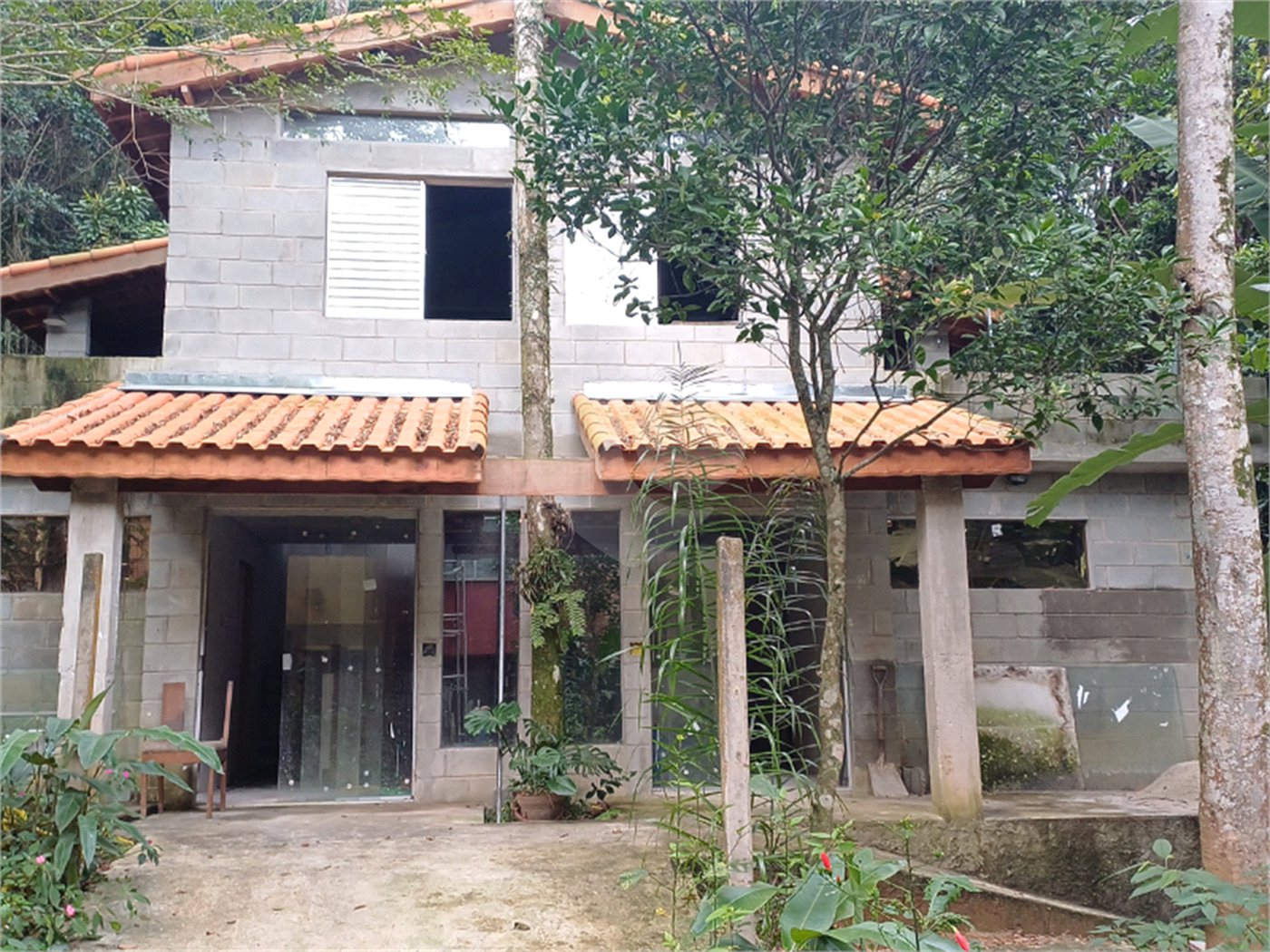 Casa à venda com 3 quartos no condomínio Champs Elysees Village, Mairiporã - SP