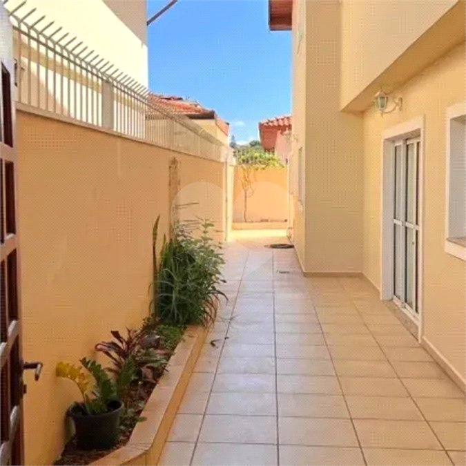 Sobrado à venda com 3 quartos, sendo 1 suíte, em City Recanto Anastácio, São Paulo, SP