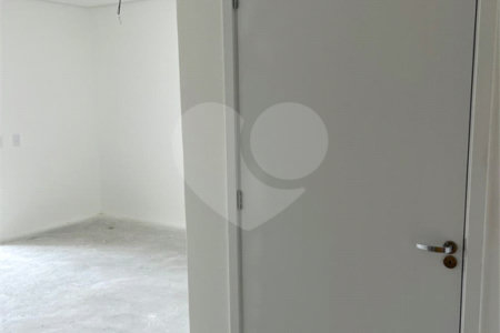 Apartamento à venda com 1 quarto em Alto da Boa Vista, São Paulo, SP