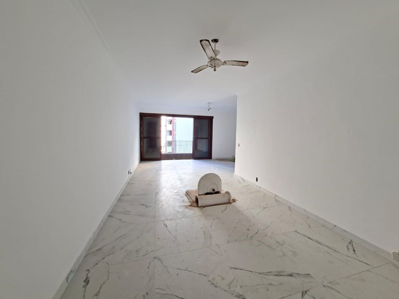 Apartamento com 2 dormitórios para alugar, 113 m² por R$ 8.000,00/mês - Gonzaga - Santos/SP