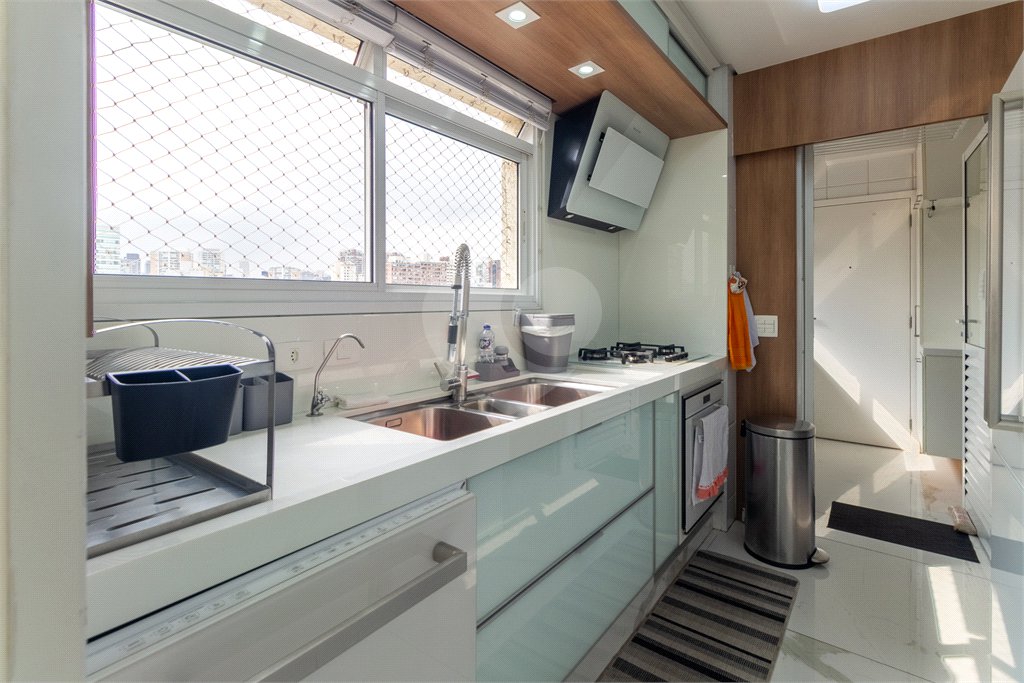 Apartamento de Alto Padrão à Venda na Vila Mariana com 190m², 3 Suítes e Vista para o Parque Ibirapuera