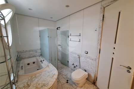 Casa à venda com 4 suítes no condomínio Villagio DI Sopra, São Paulo - SP