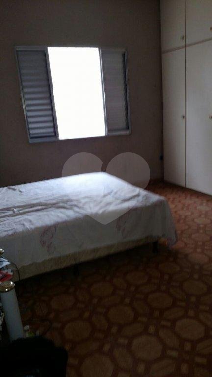 Casa à venda com 3 quartos, sendo 1 suíte, em Santa Teresinha, São Paulo, SP