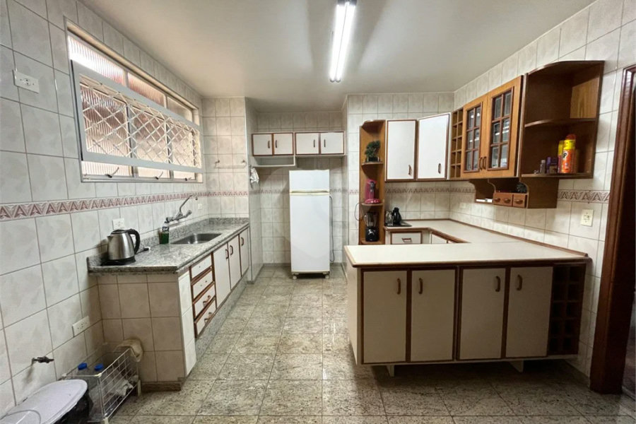Casa Térrea c/ 4 quartos Venda – Vila Monteiro (Localização Nobre)