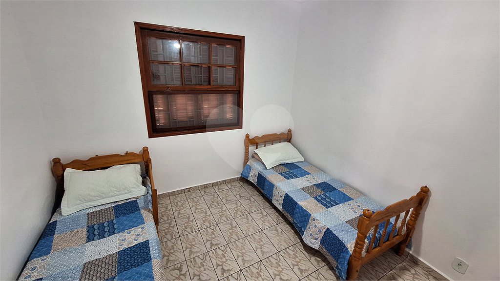 Casa térrea á venda - Peruíbe