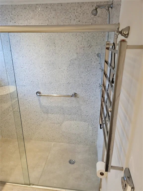 Apartamento na Vila Andrade rodeado de linda vista verde
