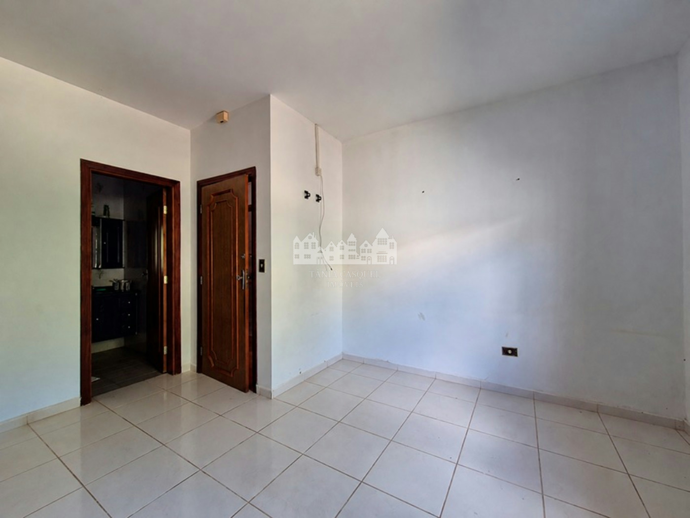 Casa Térrea à venda com 4 quartos, sendo 2 suítes, em Loteamento Loanda, Atibaia, SP