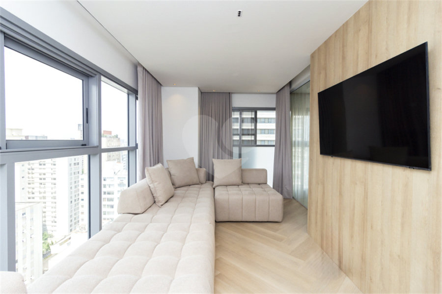 Duplex com 159m² à venda com 2 suítes, 1 dormitório, 1 escritório e 2 vagas de garagem nos Jardins