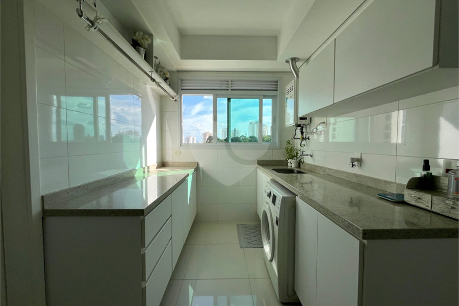 Apartamento à venda com 3 suítes em Santa Teresinha, São Paulo, SP