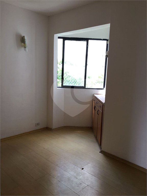 Apartamento à venda com 3 quartos, sendo 1 suíte, em Jardim Parque Morumbi, São Paulo, SP