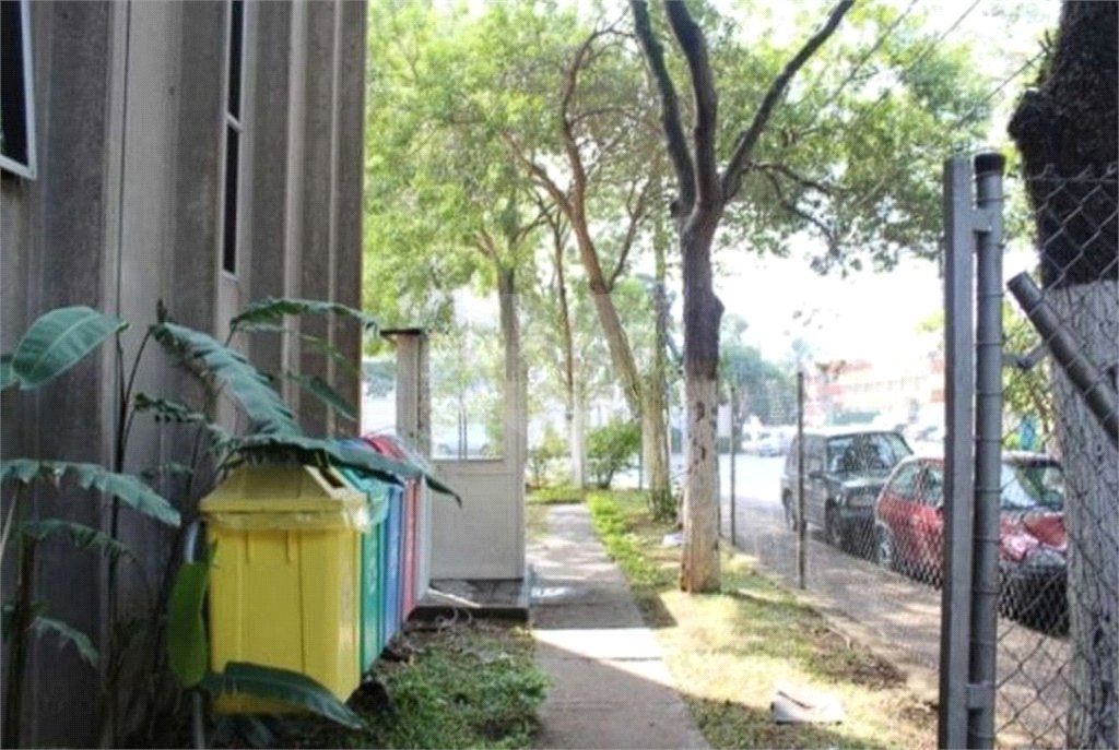 Prédio à venda em Jurubatuba, São Paulo, SP