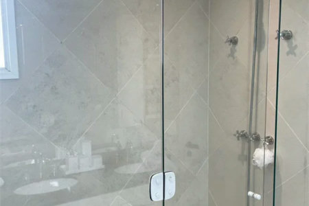 Apartamento à venda com 3 suítes em Vila Gertrudes, São Paulo, SP