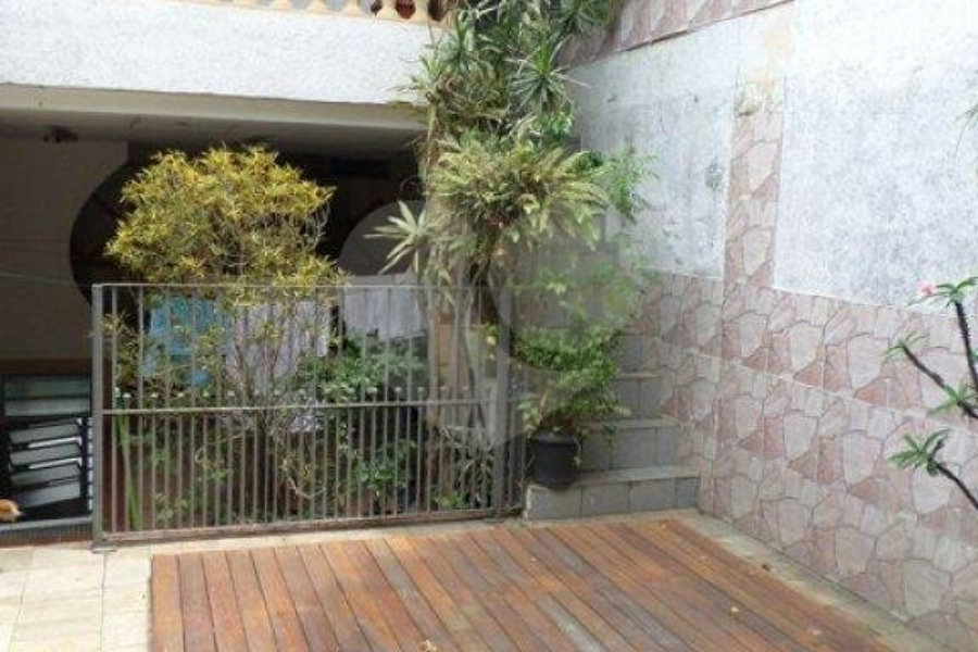 Casa à venda com 5 quartos, sendo 2 suítes, em Vila Gustavo, São Paulo, SP