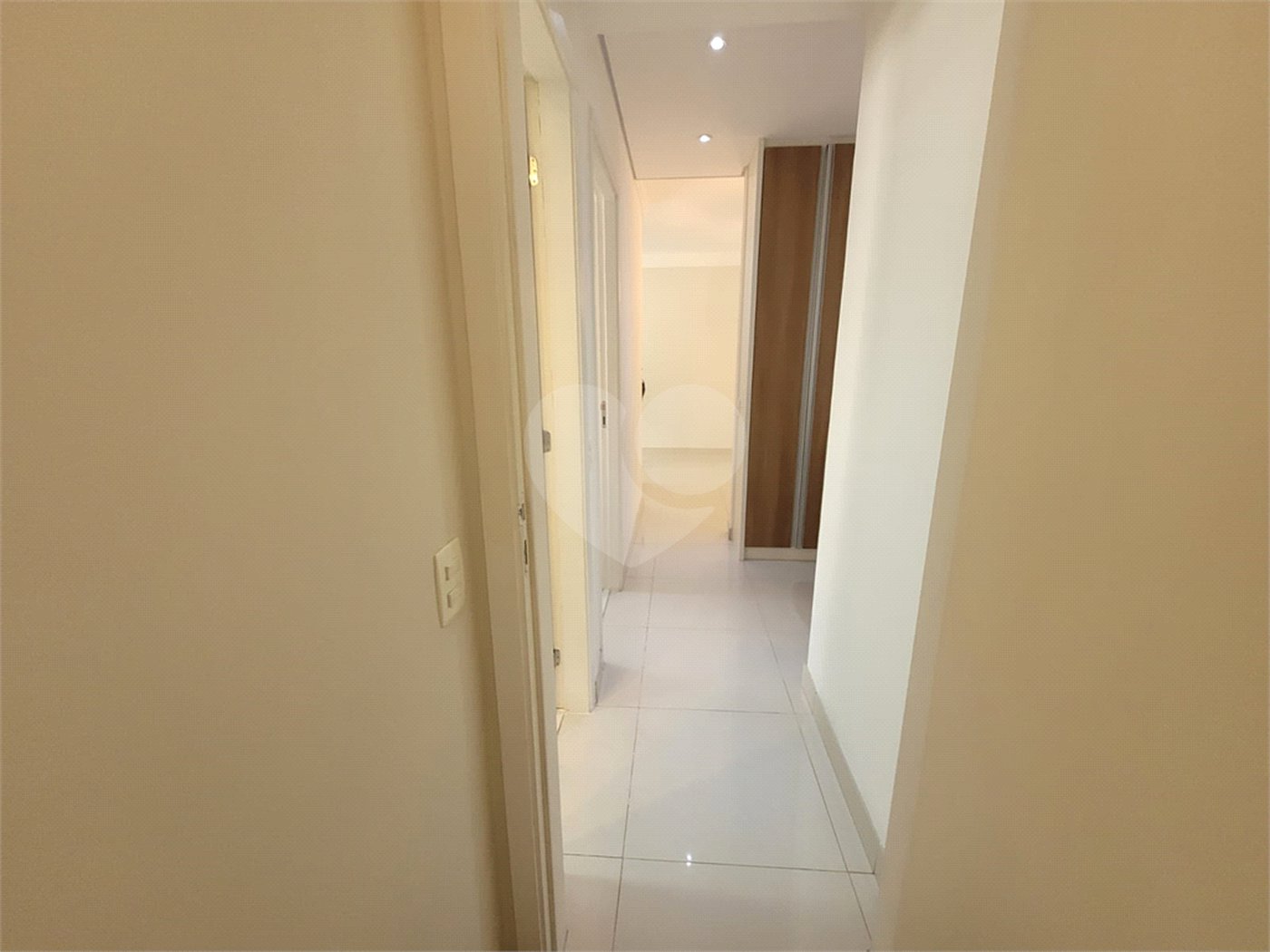 Apartamento para alugar com 2 quartos, sendo 1 suíte, em Vila Anastácio, São Paulo, SP