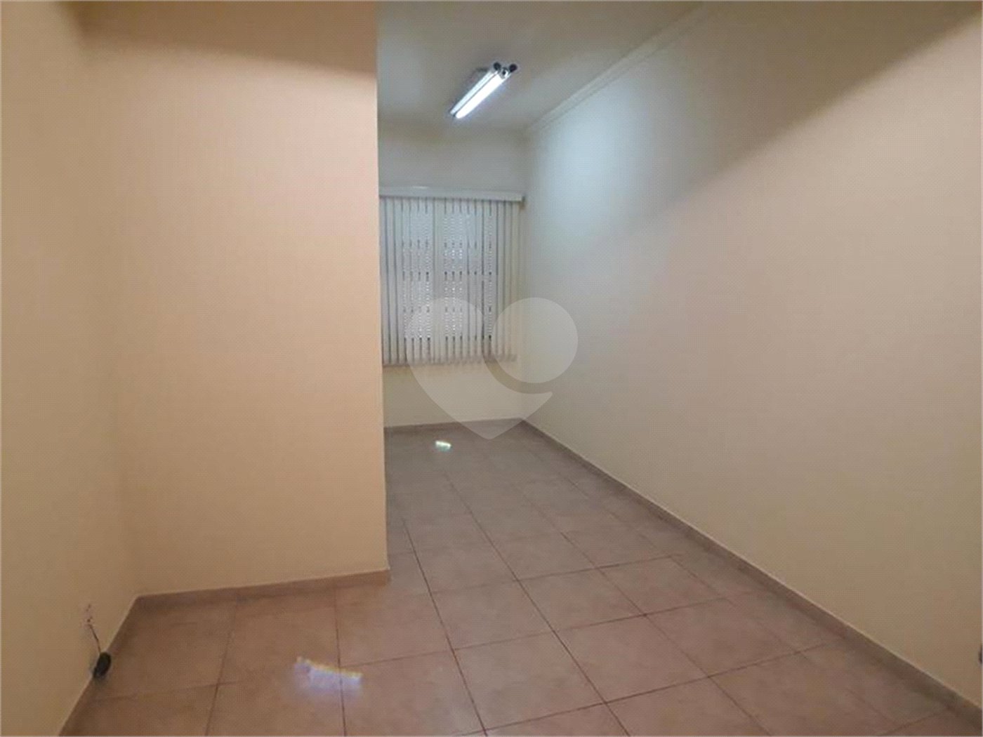 Casa Térrea para alugar com 1 quarto, sendo 3 suítes,  em Indianópolis, São Paulo, SP