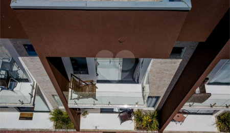 Duplex à venda com 2 suítes,  em Taperapuan, Porto Seguro, BA