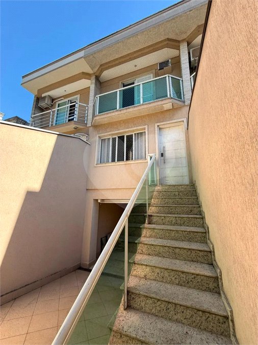 Casa à venda com 4 quartos em Vila Fiat Lux, São Paulo