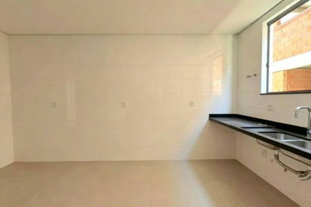 Sobreposta Alta à Venda na Aparecida em Santos | 3 Suítes | Piscina | Salão de Festas | 2 Vagas | 202 m²