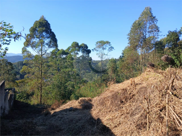 Terreno à venda em Mantiqueira, Mairiporã, SP