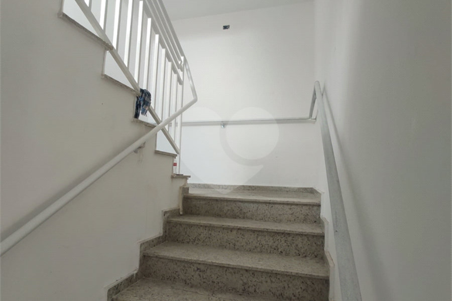 Casa à venda com 1 quarto no condomínio Residencial Pedro Tezin, São Paulo - SP