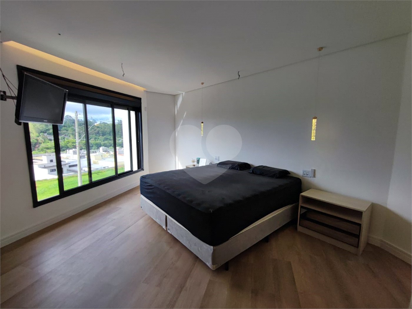 Terreno à venda com 4 suítes no condomínio Residencial Veneza, Mogi das Cruzes - SP