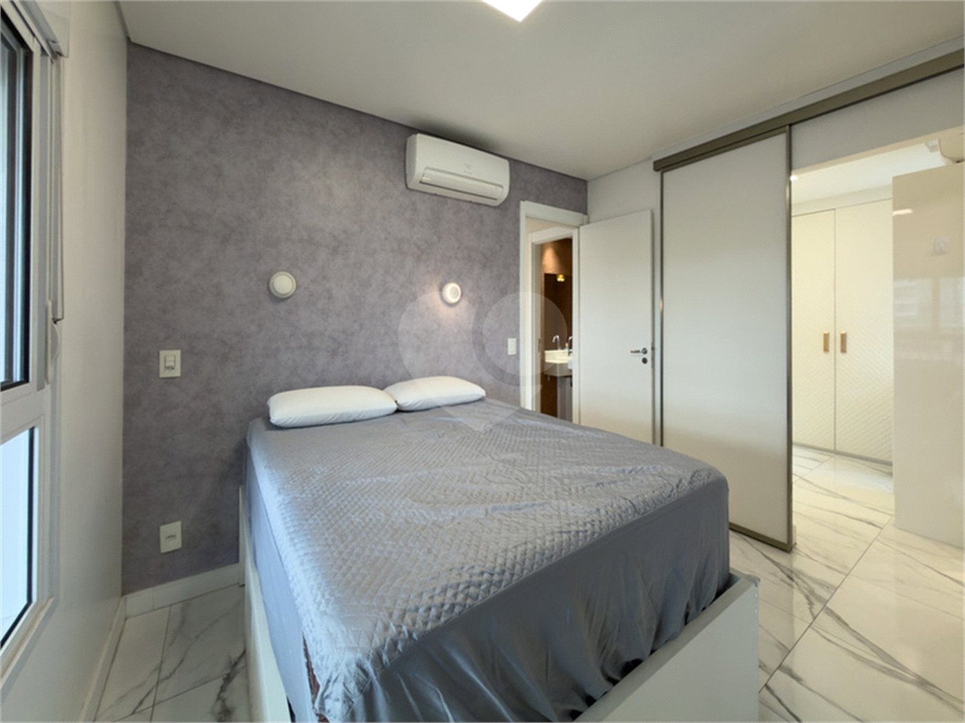 Apartamento à venda com 4 quartos, sendo 2 suítes, em Pinheiros, São Paulo, SP