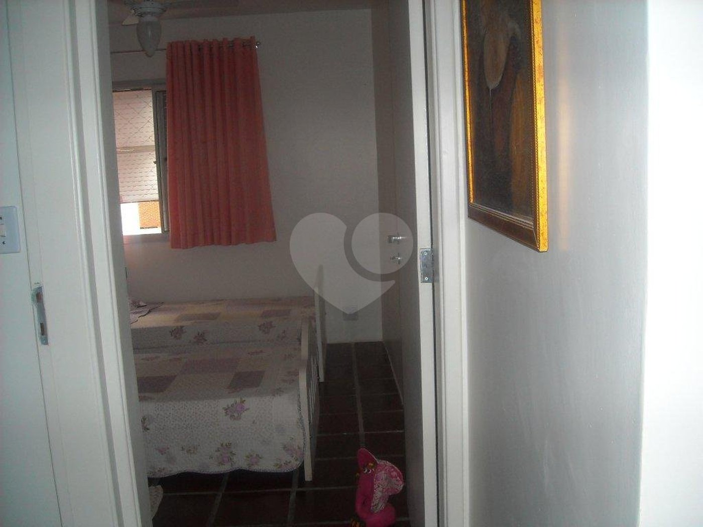 Apartamento à venda com 4 quartos, sendo 1 suíte, em Enseada, Guarujá, SP