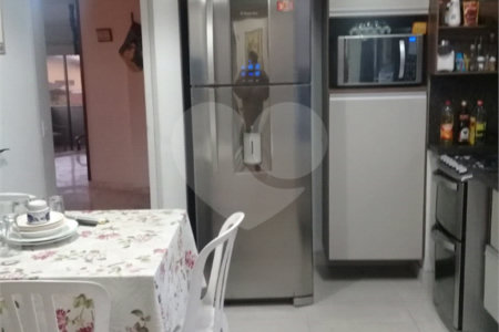 Triplex à venda ou para alugar com 4 suítes em Enseada, Guarujá, SP