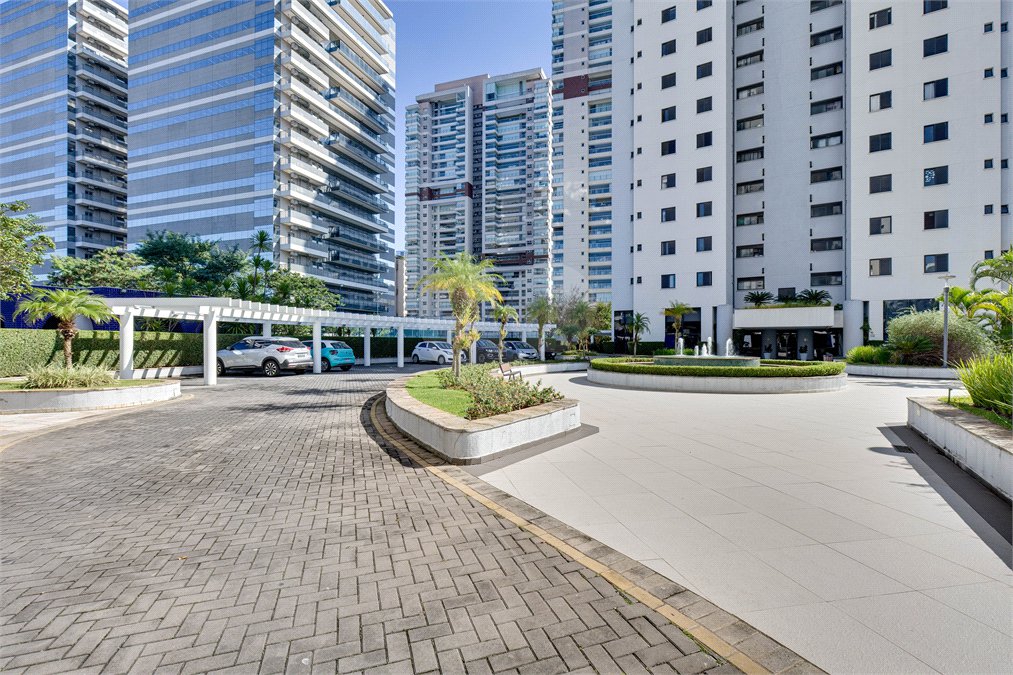 Cobertura à venda ou para alugar com 2 suítes em Chácara Santo Antônio, São Paulo, SP
