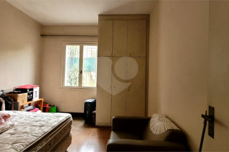 Casa Térrea à venda com 3 quartos, sendo 1 suíte, em Brooklin Velho, São Paulo, SP